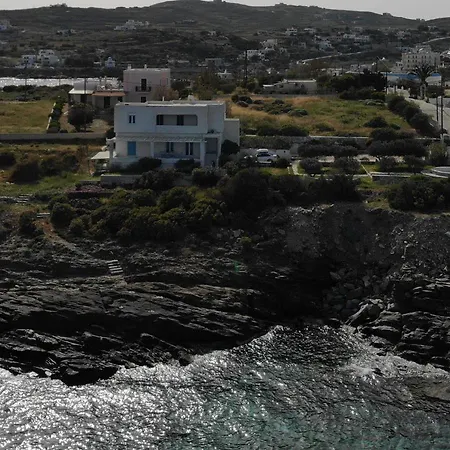 וילה Mavromichali Private Beach Liaropá
