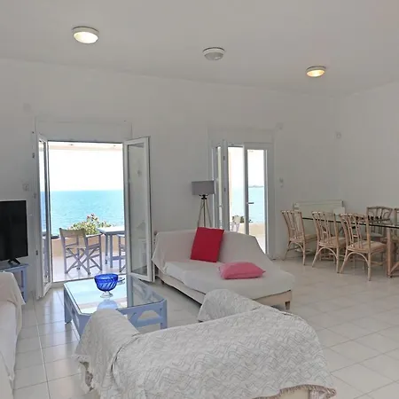 Mavromichali Private Beach Liaropá