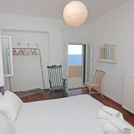 Mavromichali Private Beach וילה Liaropá