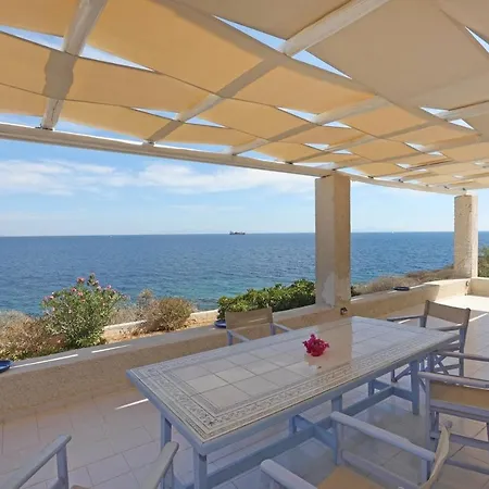 Mavromichali Private Beach